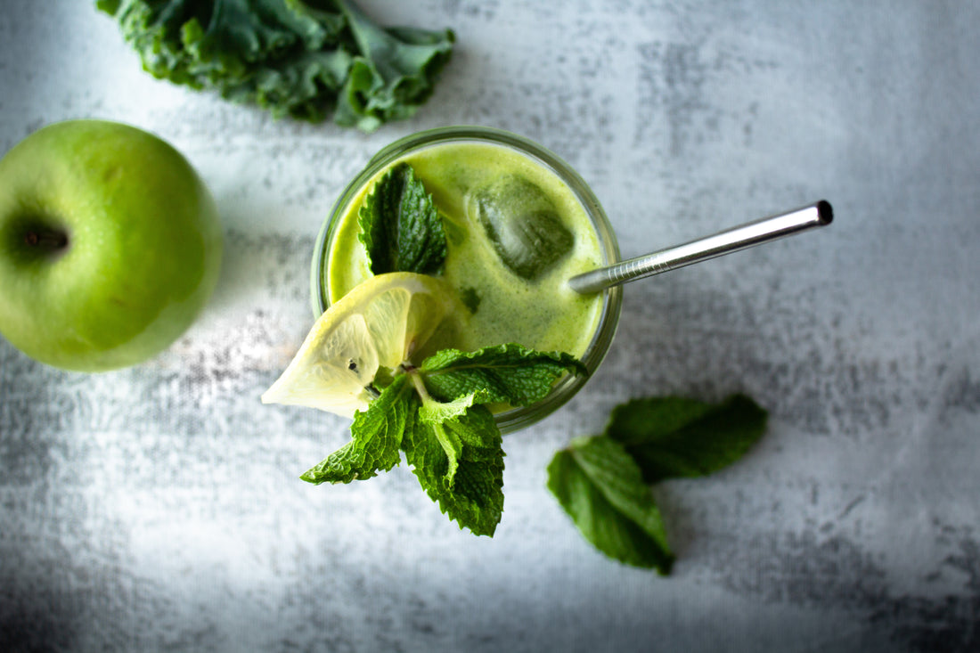 The Kale, Spinach And Pear Smoothie Recipe